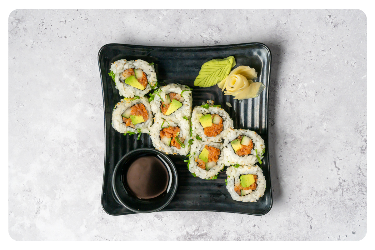 8-Piece Spicy Tuna Roll*